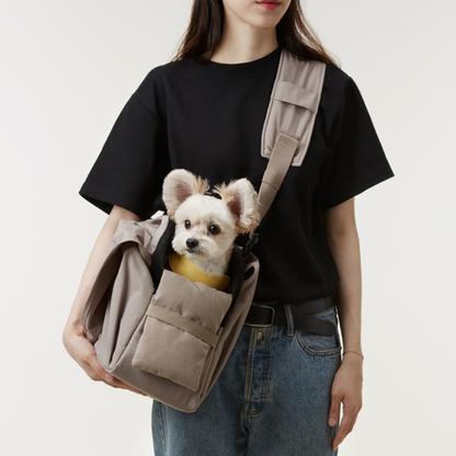 Multiple carrying options.ᐟ.ᐟ Fashion pet hiding bag