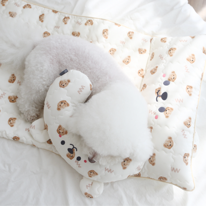 微笑小熊 半月形冰絲枕頭
